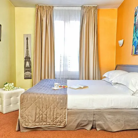 Jean Gabriel Montmartre Hotel 3*