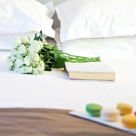 Hotel Jean Gabriel Montmartre Paris